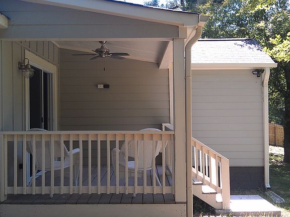 2nd image of 2774 Sanford Pl SE