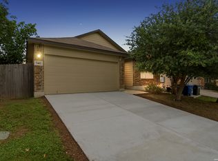 7402 Equinox Cor, San Antonio, TX 78252