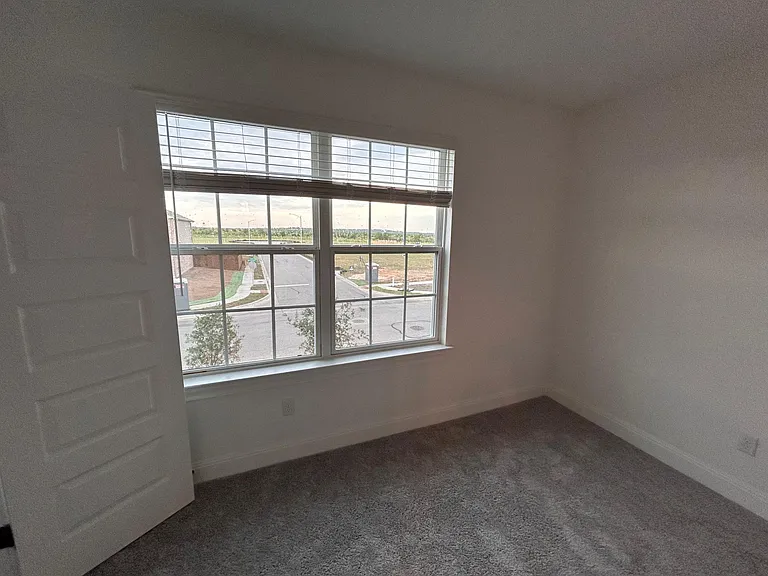 11900 Paseo De Los Lagos Ln — Photo 48