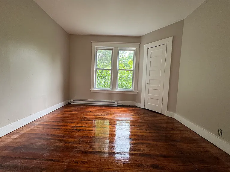 93 Easton Ave #2 — Photo 11