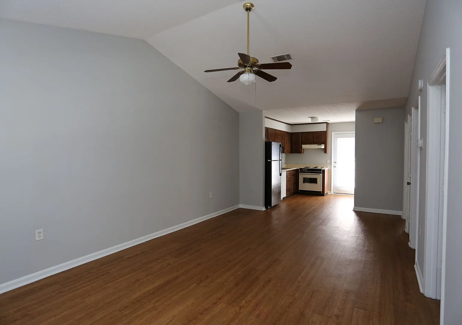 2 bedroom at Georgia Villa — Photo 1