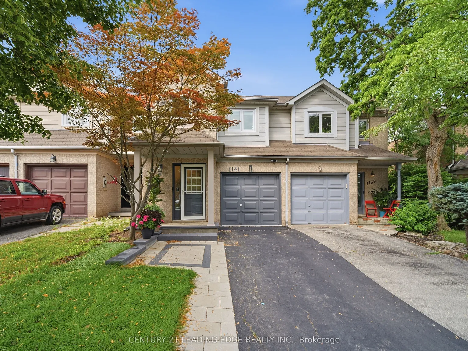 4 bed, $3,800 — Photo 1