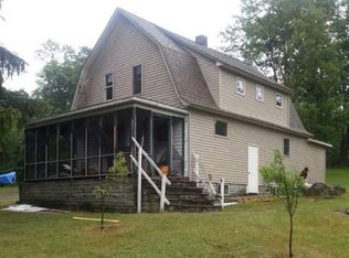 301 Baker Rd, Pittston Township, PA 18640