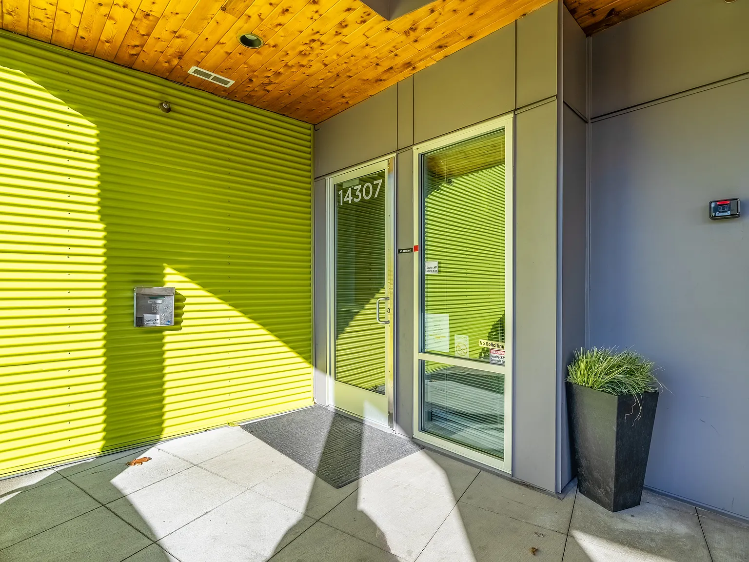 Greenwood Place Apartments — Photo 2