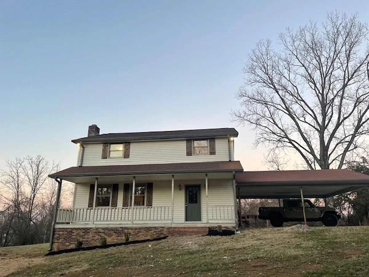 Building Photo - 150 Faulkner Ln