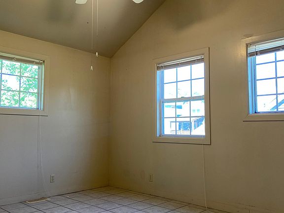 Bedroom #1