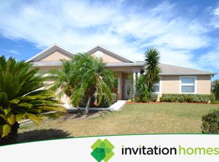 8339 Greystone Dr, Lakeland, FL 33810