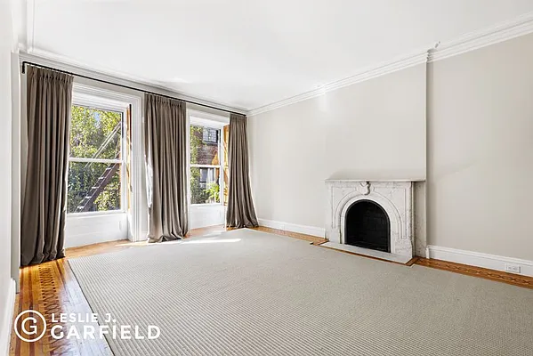 Rented by Leslie J. Garfield | media 8