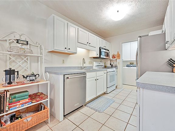 5th image of 2018 W Reserve Cir