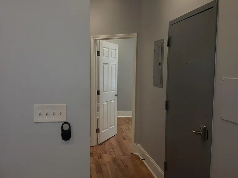 1039 Dickson Pl NE — Photo 10