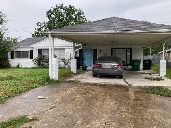 8718 Pattibob St, Houston, TX 77029
