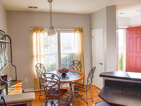 5th image of 2912 Stone Meadow Ct
