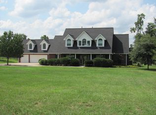 114 Leah Dr, Montgomery, TX 77316