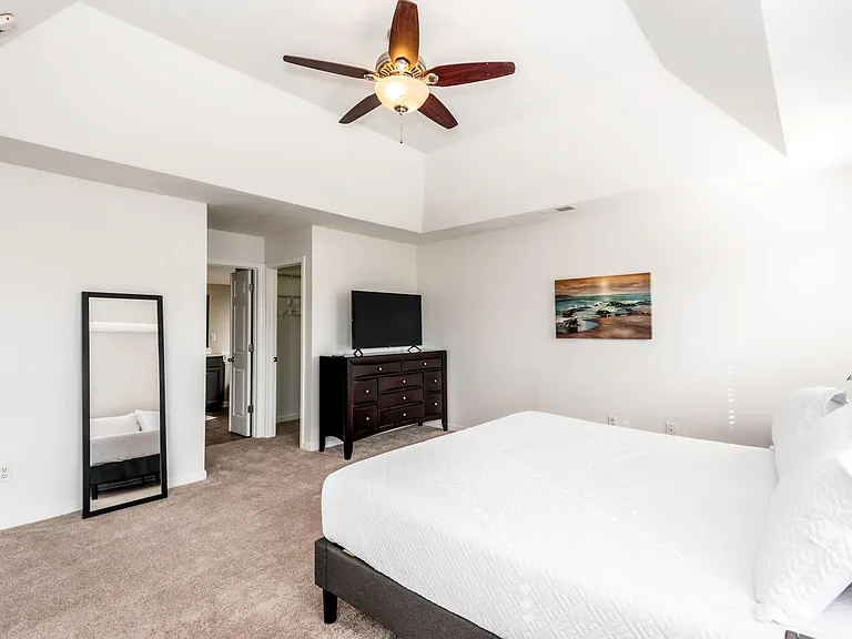 5991 Underwood Ave — Photo 3