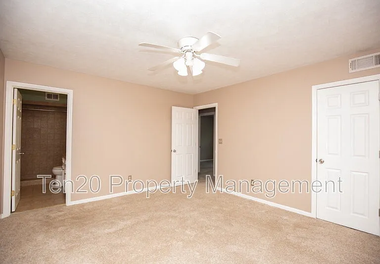 5827 Gene Ave — Photo 14