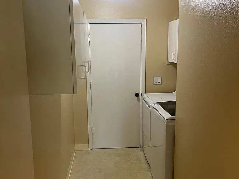 1080 Maraschino Dr — Photo 29