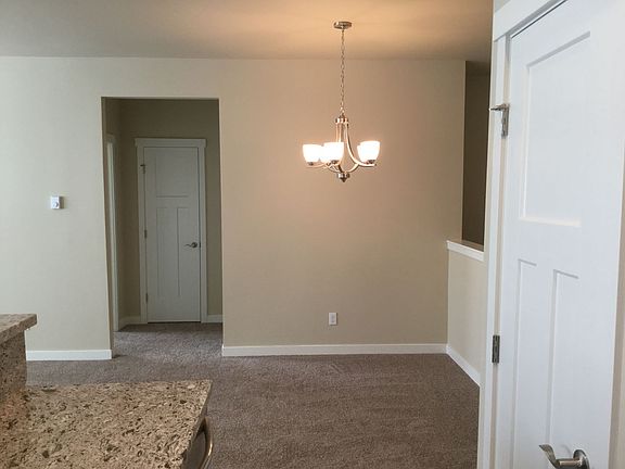3rd image of 1623 Burnside Pl #C