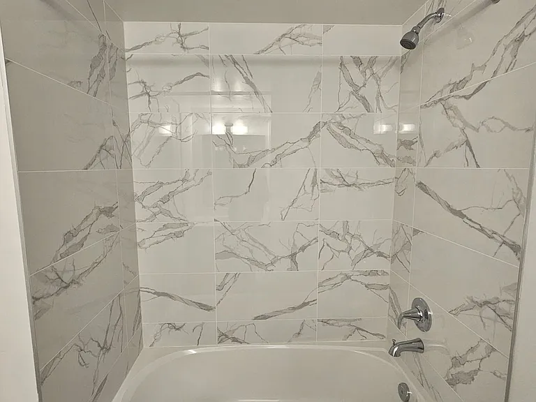 556 Marlee Ave #421 — Photo 10