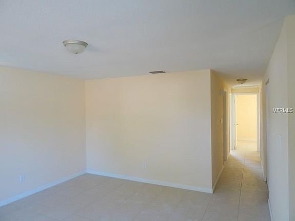 5th image of 6410 W Clifton St