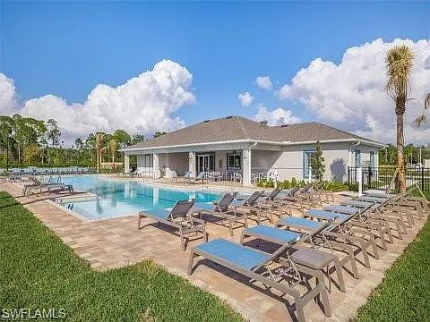 3 bed, 2.5 bath, 1500 sqft, $2,550 — Photo 3