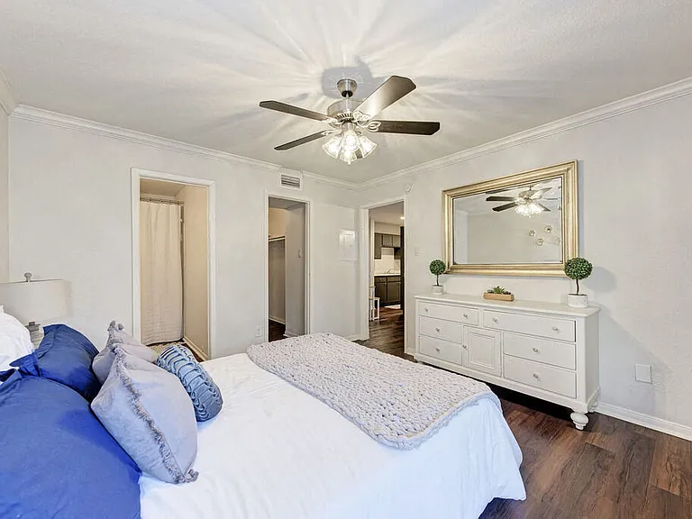 Magnolia Court Apartments — Photo 17