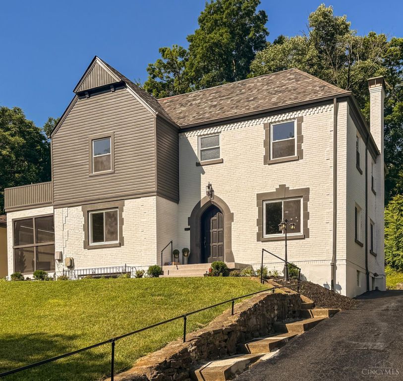 Real estate listing image