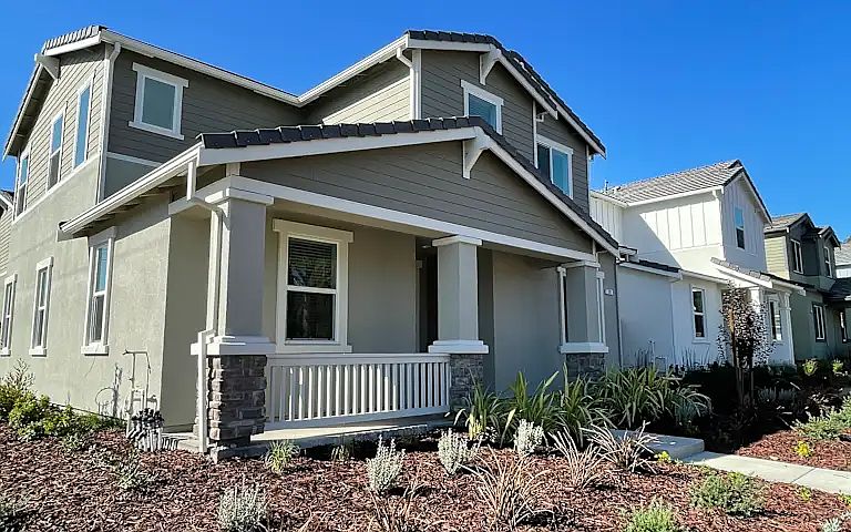 1st image of 121 Sophia Ct