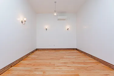 Rented by MySpaceNYC