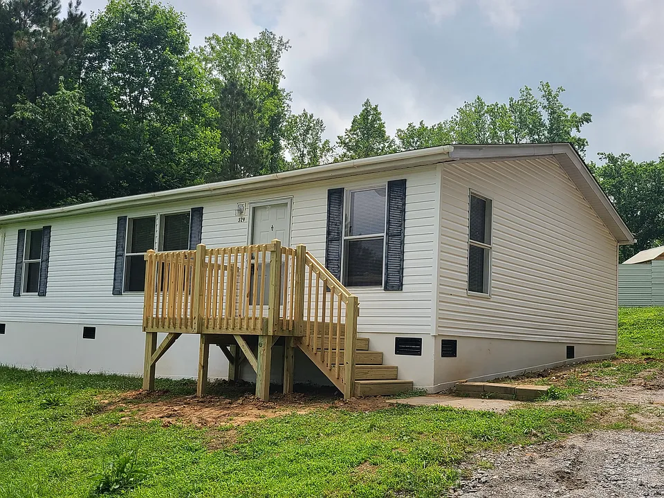 329 Pine Hills Rd