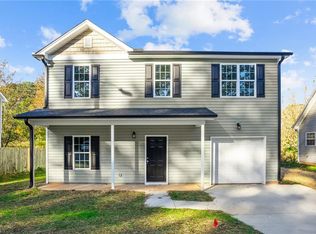 3380 Tinley Park Dr, Winston Salem, NC 27107