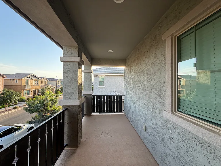 4138 E Jones St — Photo 34