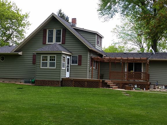 Rear View House/Arbor/Deck