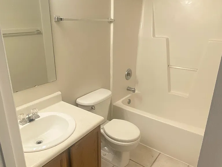 1047 Gatesville Dr — Photo 32
