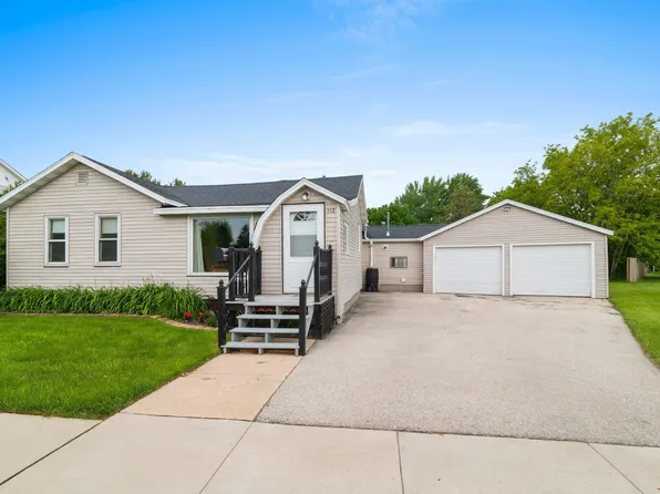 112 McDonald St, Oconto, WI 54153