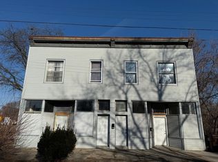 1402 7th Ave #2W, Rockford, IL 61104