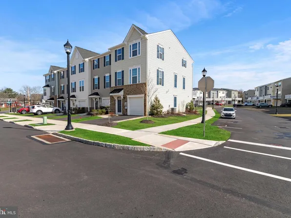 197 Station Dr, Dublin, PA 18917