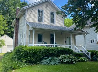 930 Clark St, Lansing, MI 48906