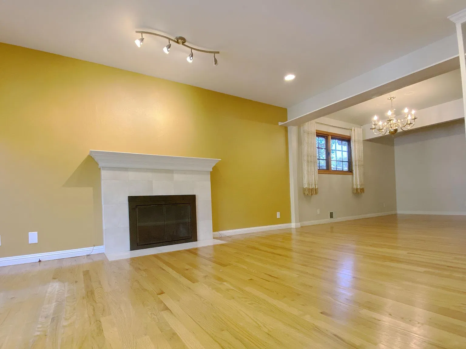 4 bed, 1800 sqft, $4,999 — Photo 4