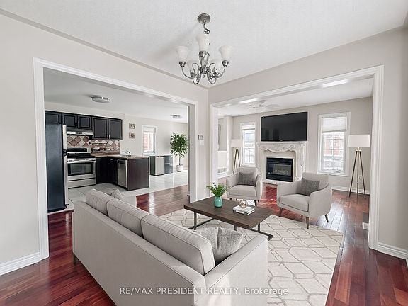 4th image of 41 Fallstar Cres