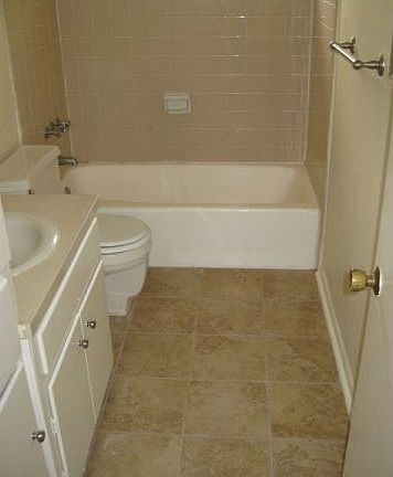 5th image of 5001 Bull Creek Rd #124