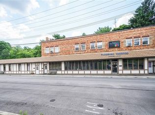 214-218 Main St, Imperial, PA