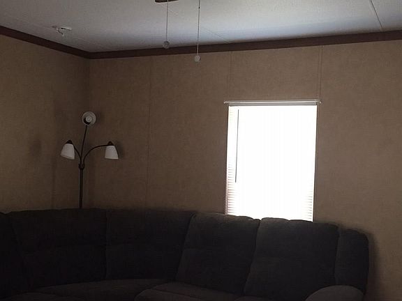 2nd image of 1253 Woodhue Dr