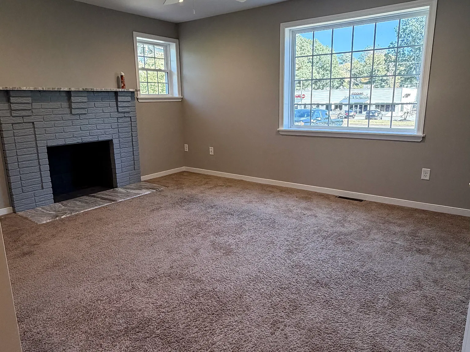 3 bed, 1476 sqft, $2,200 — Photo 3