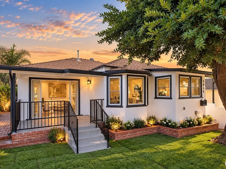 4014 Verdugo View Dr