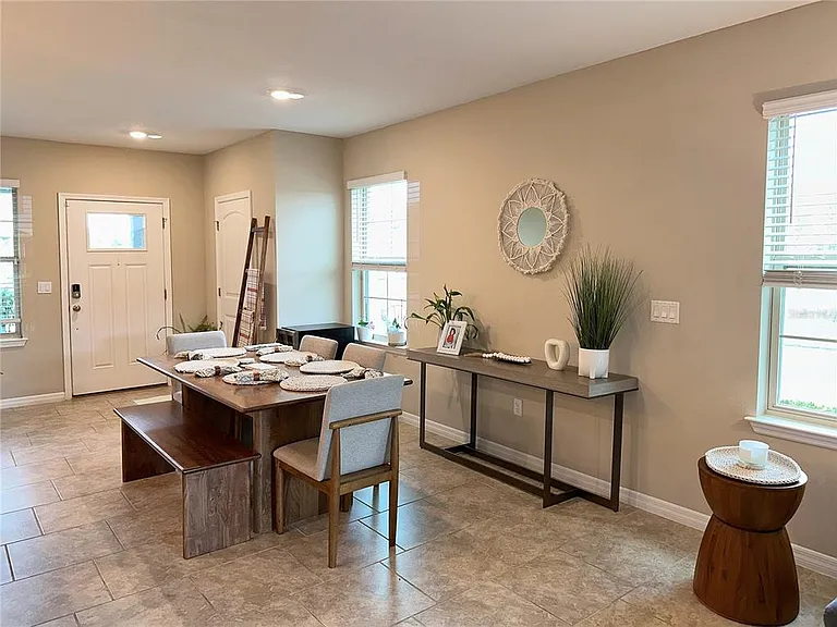 10126 Salt Point Dr — Photo 9