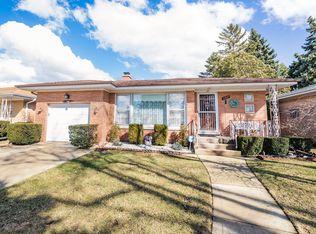 8537 N Ozark Ave, Niles, IL 60714