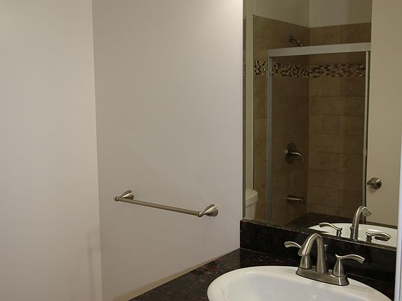 5th image of 863 Ocean Ave