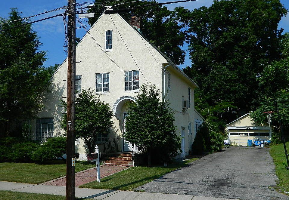1st image of 7 Richman Ave