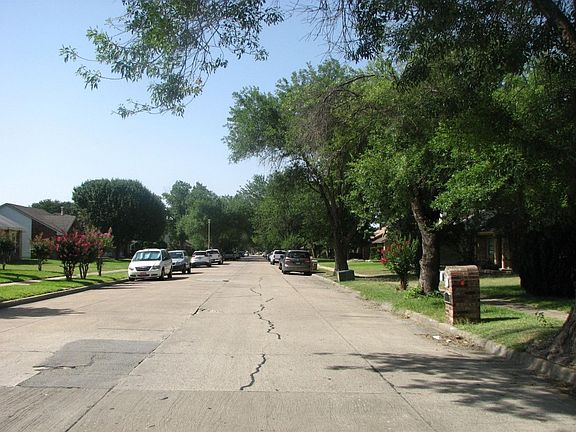4th image of 910 Maydelle Ln