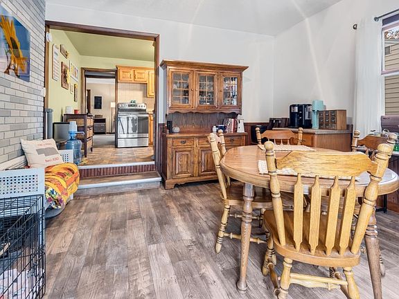 3rd image of 3021 Parkridge Ave